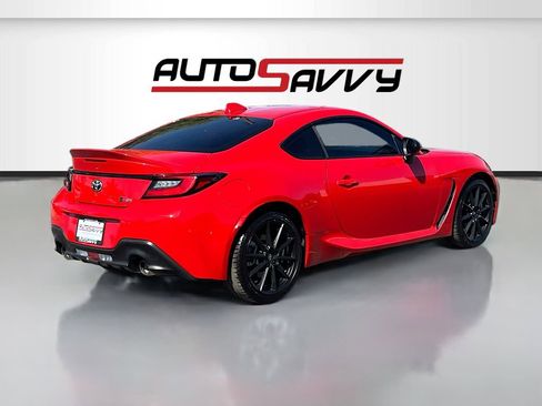 Used 2023 Toyota GR86 Premium image 7