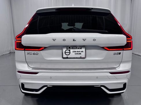 Certified 2026 Volvo XC60 B5 Plus AWD/4WD image 7