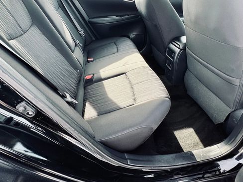 Used 2017 Nissan Sentra SV image 25