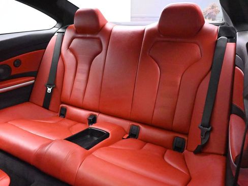 Used 2016 BMW M4 Coupe image 14