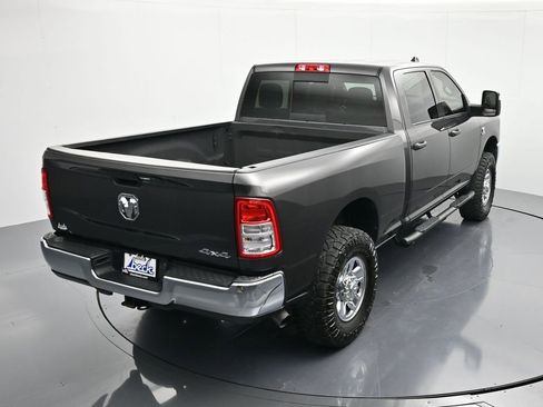Used 2024 RAM 2500 Tradesman w/ Chrome Appearance Group image 33