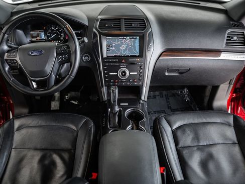 Used 2016 Ford Explorer Limited w/ Equipment Group 301A image 27