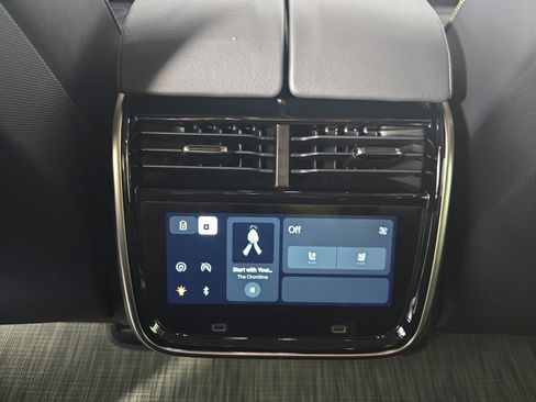 Used 2024 Rivian R1T Adventure AWD/4WD image 27
