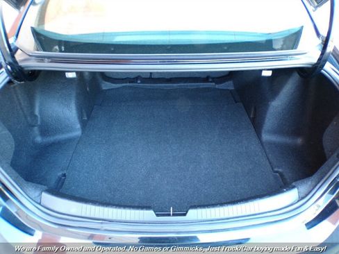 Used 2019 Chevrolet Malibu LT w/ Leather Package image 9