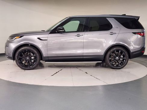 New 2026 Land Rover Discovery S AWD/4WD image 5