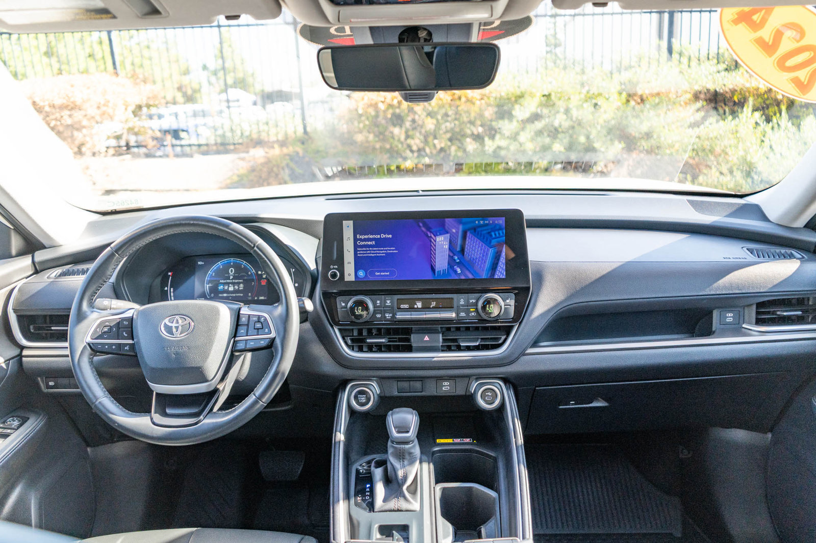 Certified 2024 Toyota Grand Highlander FWD image 18