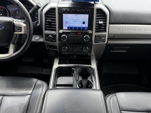 Certified 2020 Ford F250 Lariat w/ Lariat Ultimate Package AWD/4WD image 15