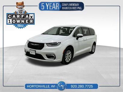 Used 2023 Chrysler Pacifica Touring-L