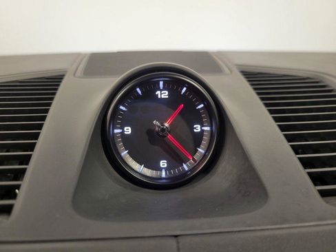 Used 2021 Porsche Cayenne S w/ Premium Package Plus image 14