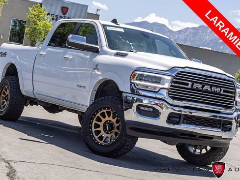Used 2022 RAM 2500 Laramie AWD/4WD image 1