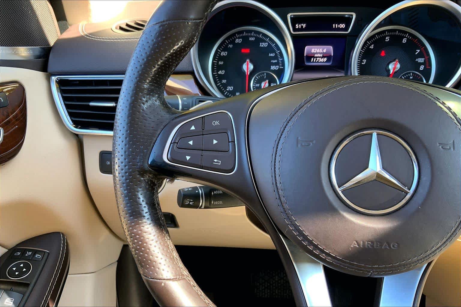 Used 2017 Mercedes-Benz GLS 550 4MATIC image 24