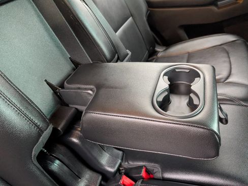 Used 2016 Ford Explorer Limited image 19