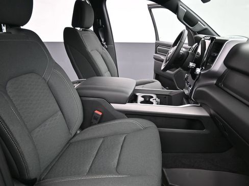 New 2026 RAM 1500 4x4 Crew Cab image 27