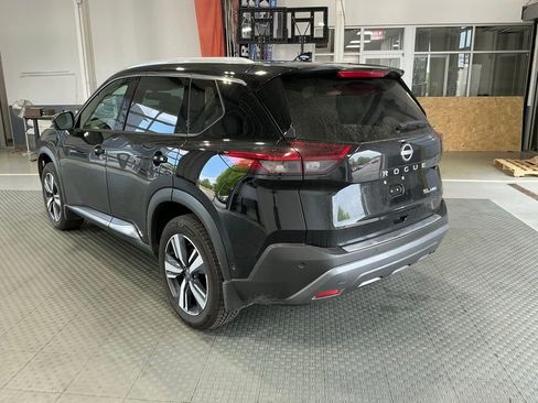 Used 2023 Nissan Rogue SL w/ SL Premium Package image 17