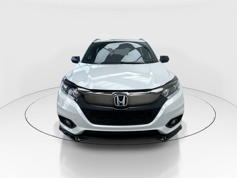 Used 2021 Honda HR-V Sport image 3
