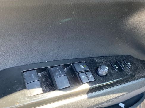Used 2025 Toyota Camry XLE w/ Premium Plus Package FWD image 6