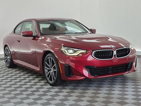 Used 2025 BMW 230i Coupe RWD image 7