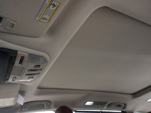 Used 2019 Subaru Ascent Touring w/ Popular Package #2A image 28