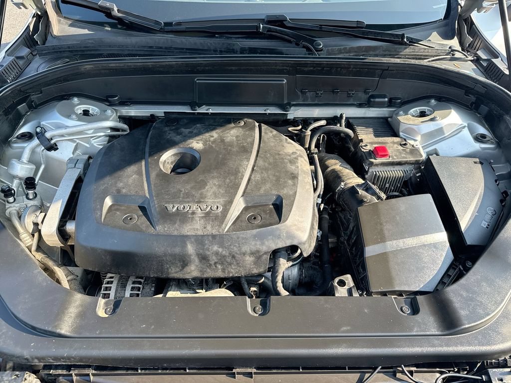 Used 2019 Volvo XC60 T5 Momentum w/ Advanced Package AWD/4WD image 26