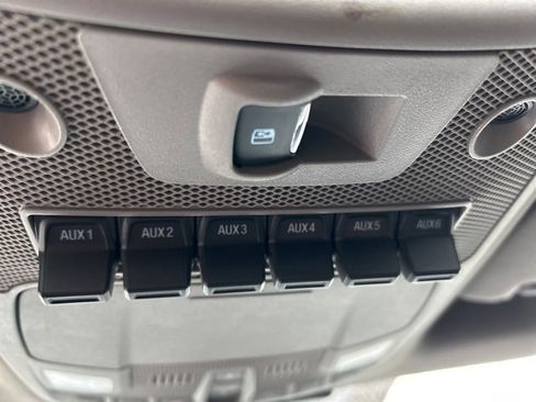 Used 2020 Ford F350 Lariat w/ Lariat Ultimate Package image 33