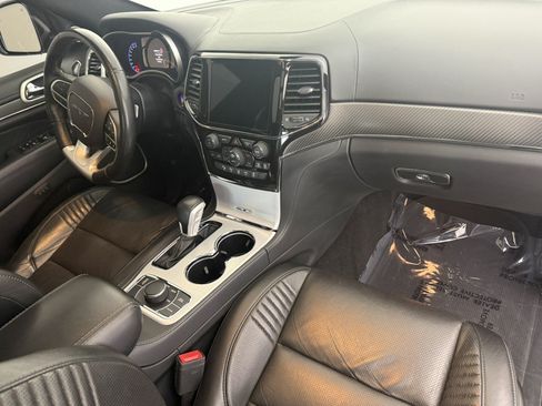 Used 2021 Jeep Grand Cherokee SRT AWD/4WD image 11