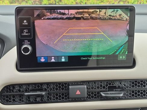 New 2027 Honda HR-V LX image 5