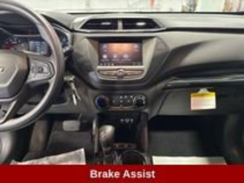 Used 2022 Chevrolet TrailBlazer LS FWD image 10