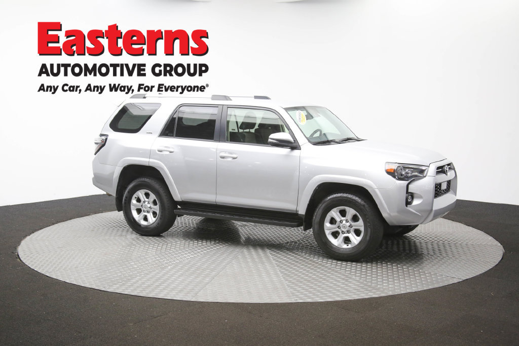 Used 2024 Toyota 4Runner SR5 AWD/4WD image 43