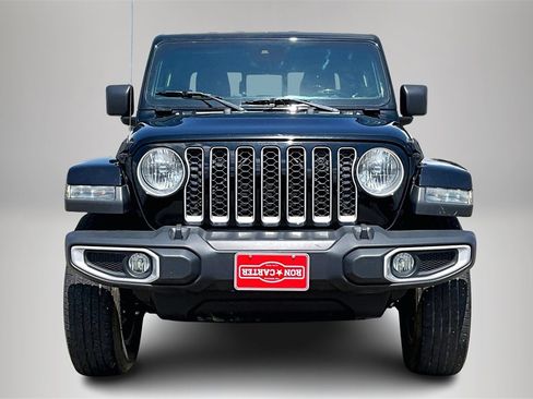 Used 2020 Jeep Gladiator Overland image 3