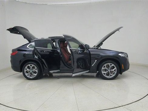Used 2025 BMW X4 xDrive30i image 79