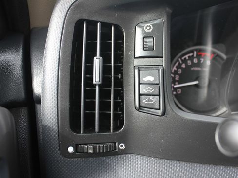 Used 2013 Honda Ridgeline RTL image 18