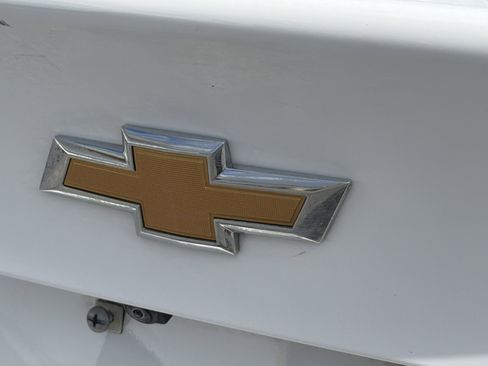 Used 2024 Chevrolet Malibu LT FWD image 12