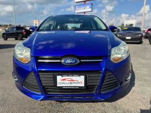 Used 2014 Ford Focus SE w/ Equipment Group 201A FWD image 9