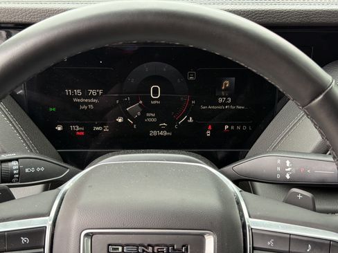 Used 2025 GMC Yukon Denali AWD/4WD image 21