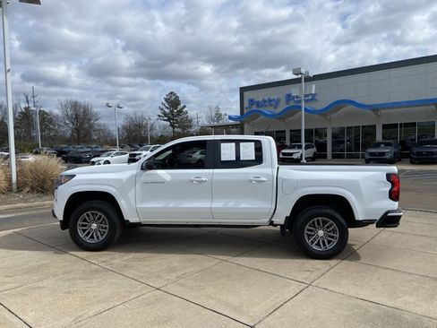 Used 2023 Chevrolet Colorado LT w/ LT Convenience Package image 6