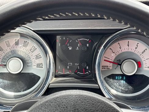 Used 2012 Ford Mustang Premium RWD image 18