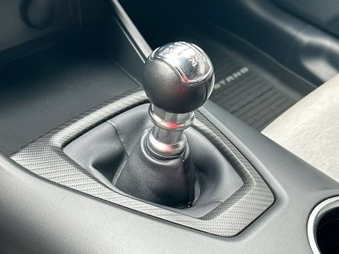 Used 2024 Ford Mustang GT RWD image 23