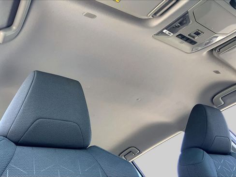 Used 2025 Toyota RAV4 XLE FWD image 14