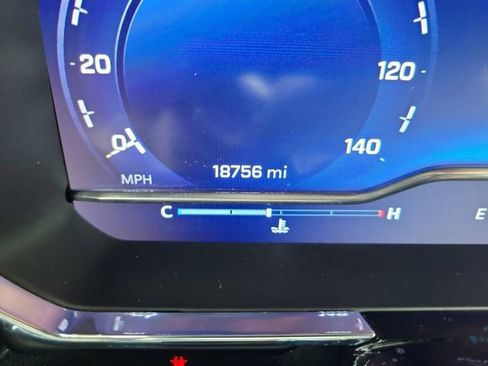 Used 2024 Chevrolet Silverado 1500 LTZ w/ LTZ Premium Package AWD/4WD image 26