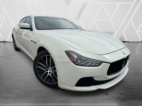 Used 2015 Maserati Ghibli RWD image 3