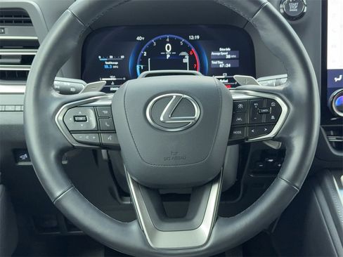 Used 2024 Lexus GX 550 image 19