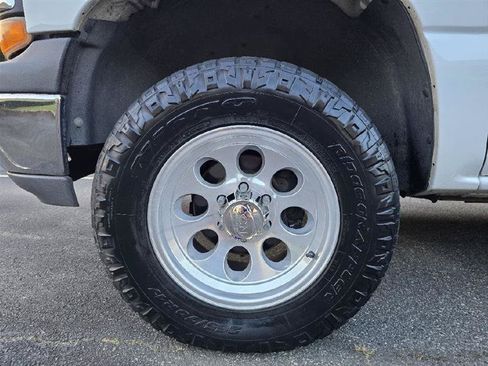 Used 2000 Chevrolet Silverado 1500 LS w/ Off-Road Chassis Pkg AWD/4WD image 13
