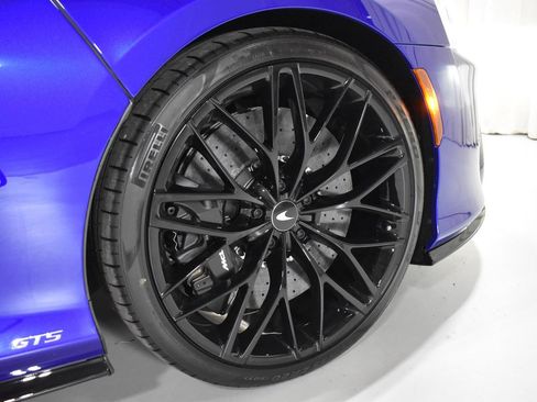New 2025 McLaren GTS RWD image 4