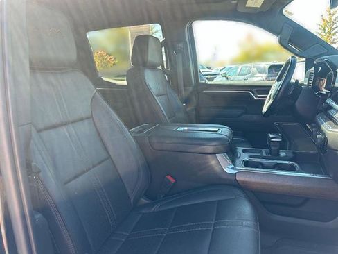 Used 2022 Chevrolet Silverado 1500 High Country w/ High Country Premium Package image 48