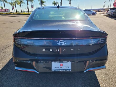 Used 2024 Hyundai Sonata SEL FWD image 5