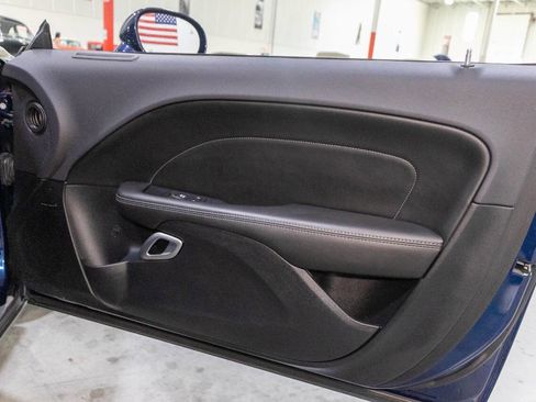 Used 2017 Dodge Challenger R/T Scat Pack RWD image 29