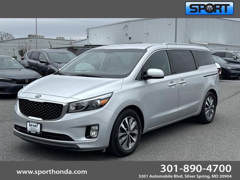 Used 2016 Kia Sedona SX image 1