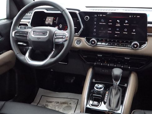 New 2026 GMC Canyon Denali image 10