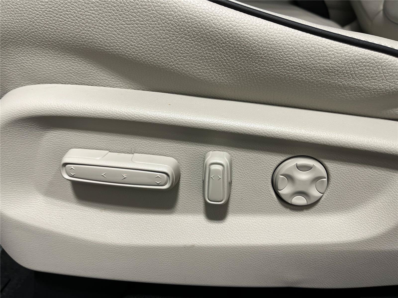 New 2027 Honda Odyssey Touring image 14