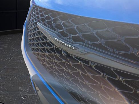 New 2026 Chrysler Pacifica Select w/ S Appearance Package image 36